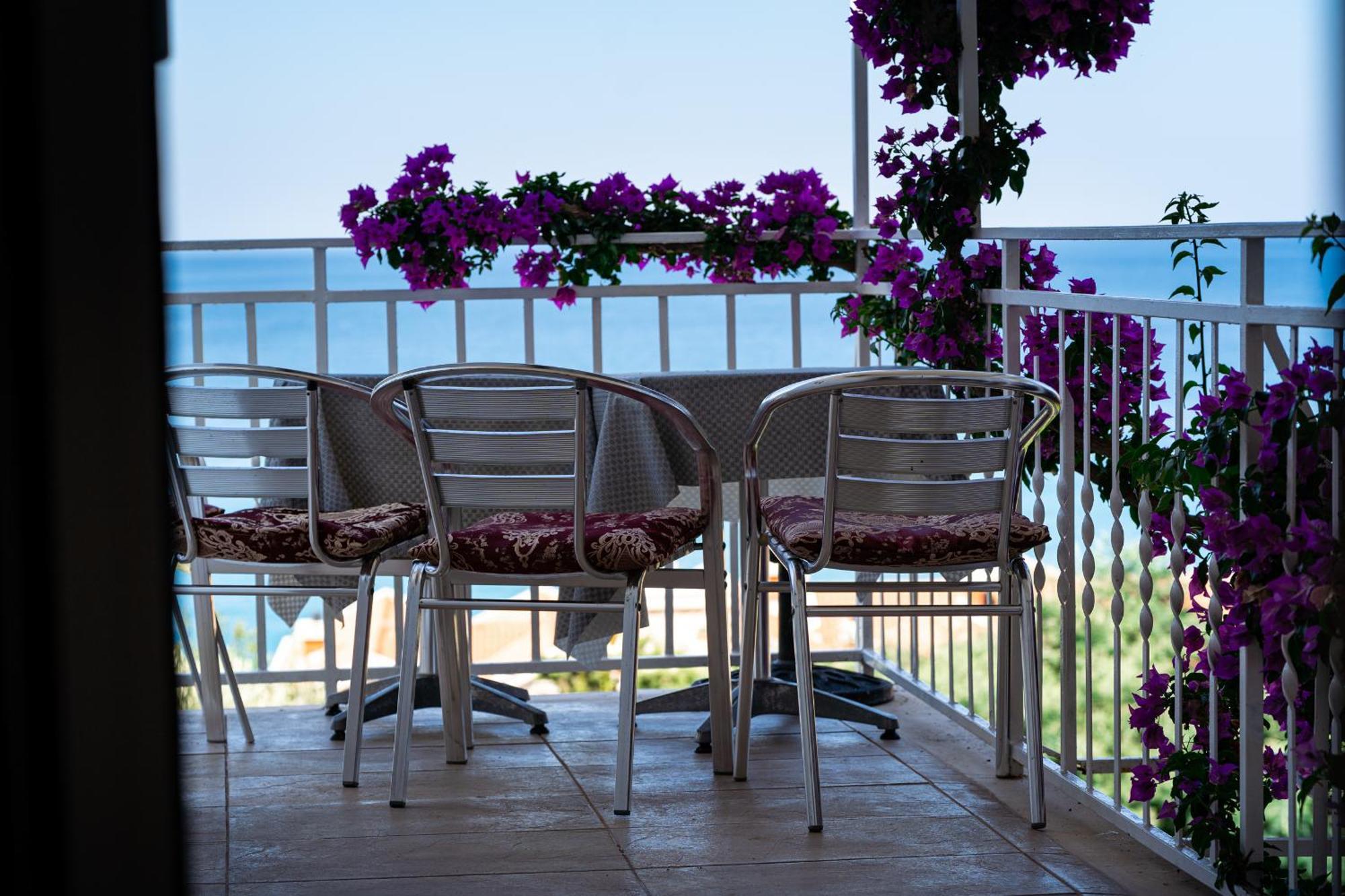 Sun Rose Apartments Sveti Stefan Zewnętrze zdjęcie