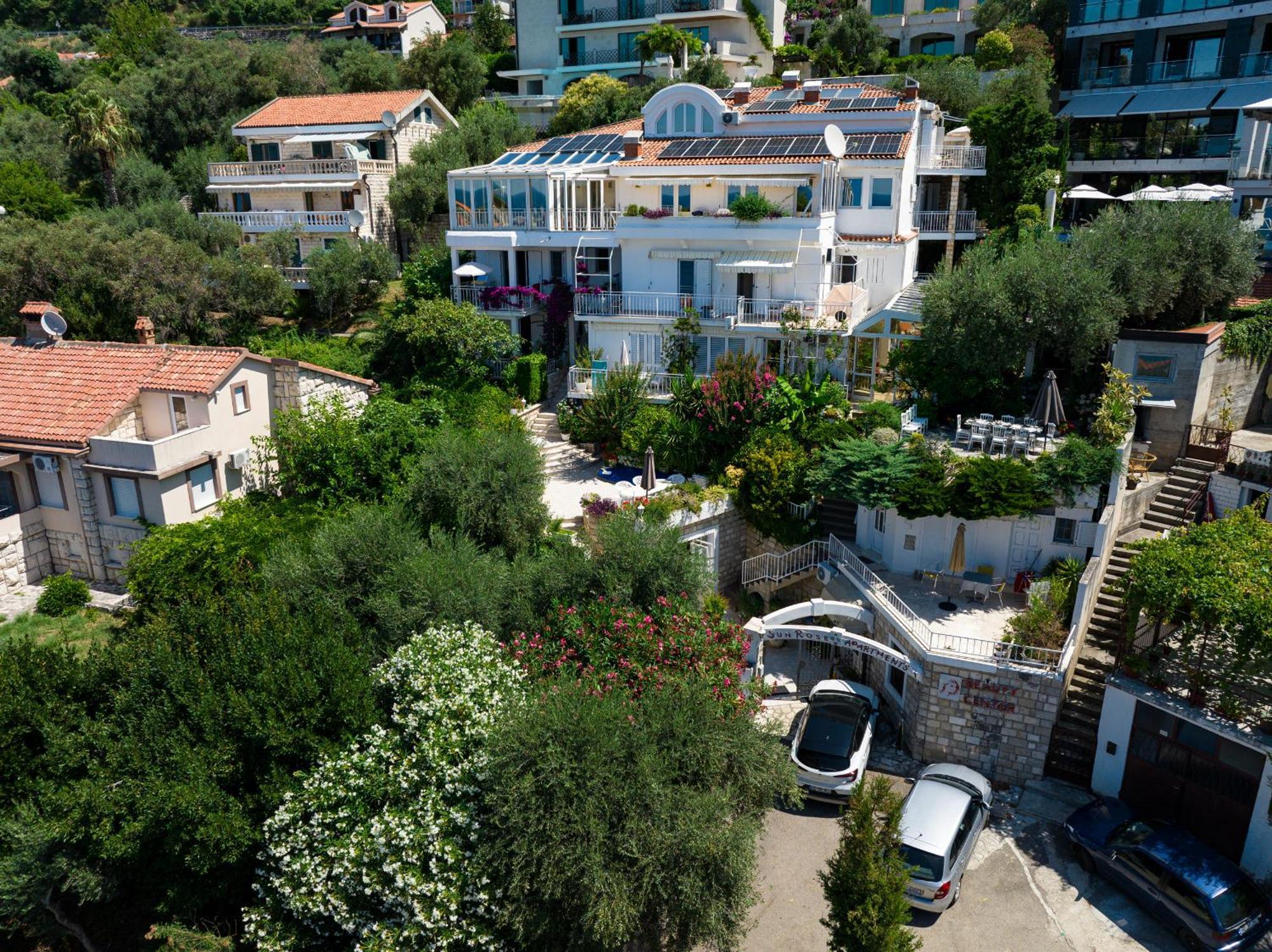 Sun Rose Apartments Sveti Stefan Zewnętrze zdjęcie